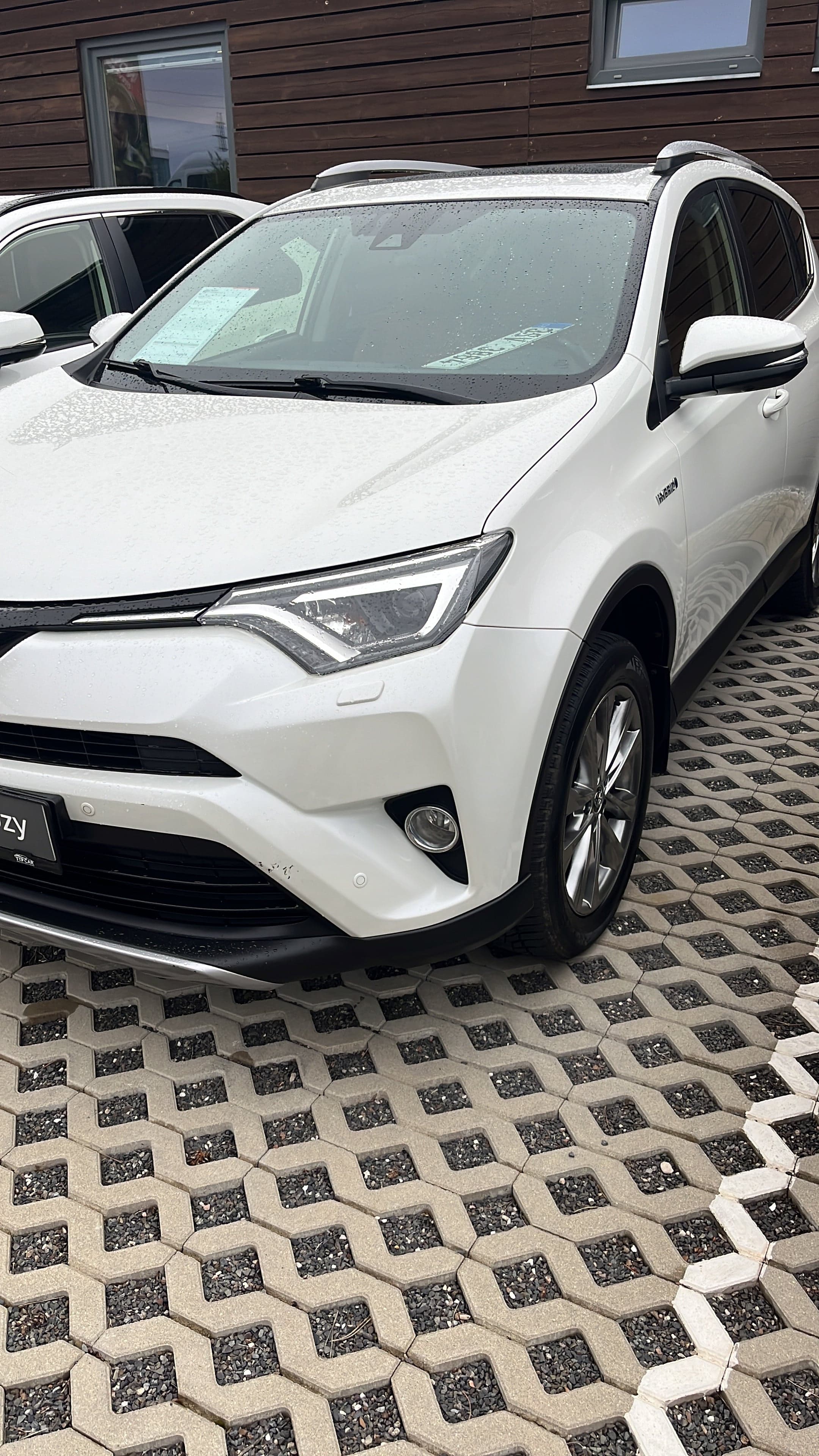 Toyota RAV4 2.5 HYBRID 2017